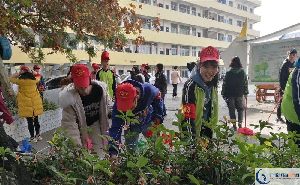 養(yǎng)馬中學的高中住宿好不好？